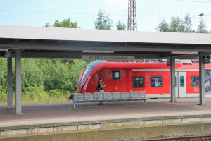Ein 1440 fährt in Wuppertal-Vohwinkel ein, aufgenommen am 13.08.2016.