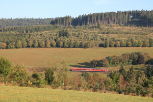 Ein 628 bei Olsberg auf der oberen Ruhrtalbahn, aufgenommen am 26.09.2016.