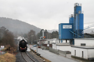 52 1360 in Bad Laasphe auf der oberen Lahntalbahn, aufgenommen am 11.12.2016