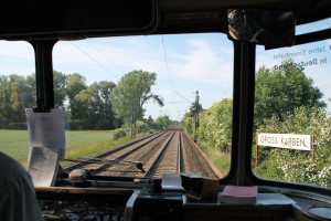 798 829 erreicht am 07.06.2015 den Bahnhof Gross Karben auf der Main-Weser-Bahn.