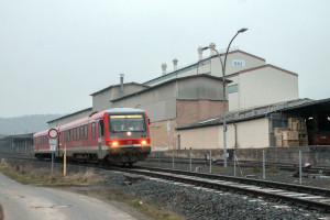 628 223 bei den Didier-Werken bei Mainzlar auf der Lumdatalbahn, aufgenommen am 17.12.2016.