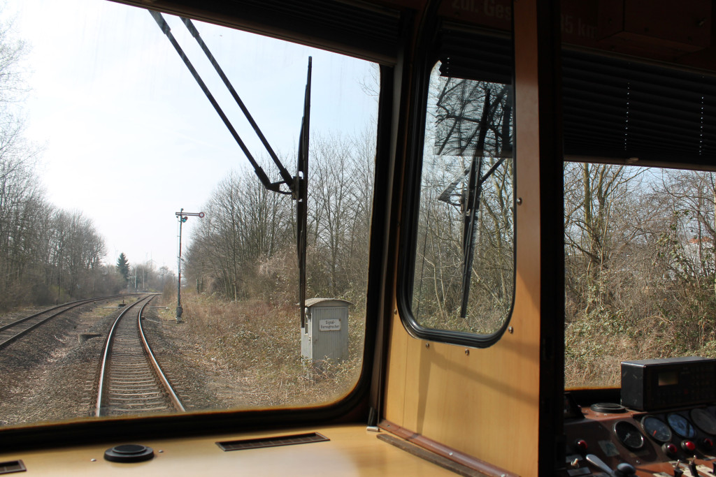 Das Einfahrsignal von Klostermansfeld, aufgenommen aus der Wipperliese am 09.04.2015