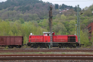 294 659 rangiert im Bahnhof Dillenburg, aufgenommen am 21.04.2017.