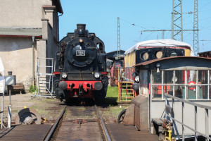 184 (ELNA) steht vor der Drehscheibe im Eisenbahnmuseum Darmstadt-Kranichstein, aufgenommen am 27.05.2017.