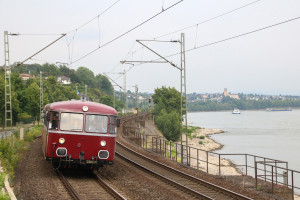 796 785, 998 271, 998 172 und 796 784 bei Neuwied auf der rechten Rheinstrecke, aufgenommen am 17.06.2017.