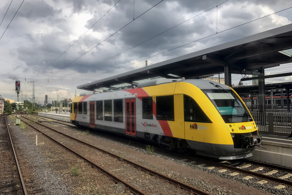640 109 steht im Bahnhof Frankfurt-Höchst, aufgenommen am 29.06.2017.