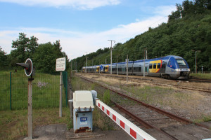 27554 der SNCF bei Cocheren, aufgenommen am 06.07.2017.