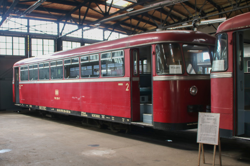795 256 steht im Lokschuppen in Gerolstein, aufgenommen am 08.07.2017.