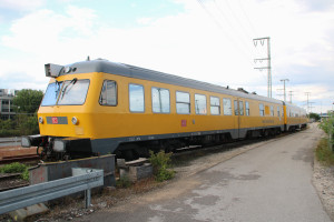 719 045 steht im Nürnberger Hauptbahnhof, aufgenommen am 03.09.2017.