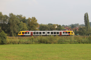 648 023 zwischen Mainzlar und Daubringen auf der Lumdatalbahn, aufgenommen am 07.09.2014.