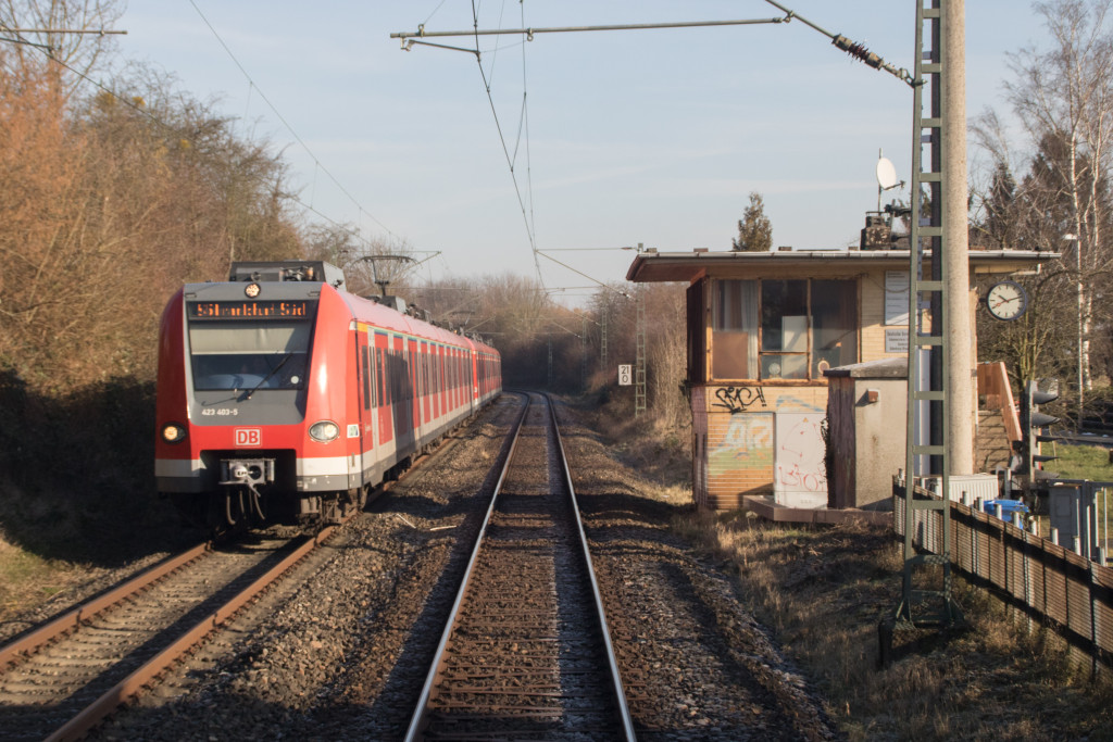 423 403 bei Gonzenheim auf der Homburger Bahn, aufgenommen am 13.02.2018.