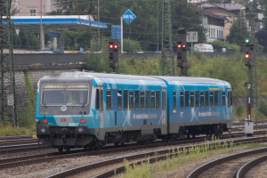 628 424 bei der Abfahrt in Traunstein auf der Traun-Alz-Bahn, aufgenommen am 23.07.2018.