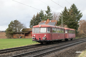 798 829 und 998 184 bei Nidderau-Ostheim, aufgenommen am 08.12.2018.