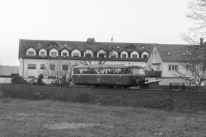 798 752 bei Nidderau-Eichen auf der Niddertalbahn, aufgenommen am 20.01.2019.
