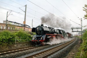 03 1010 am Lokschuppen des Bahnbetriebswerkes Gießen, aufgenommen am 27.04.2019.