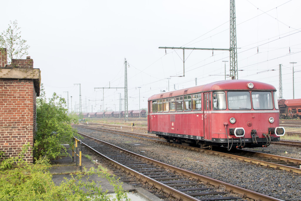 798 829 wartet im Güterbahnhof von Gießen auf den nächsten Einsatz, aufgenommen am 27.04.2019.
