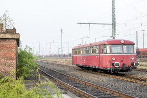 798 829 wartet im Güterbahnhof von Gießen auf den nächsten Einsatz, aufgenommen am 27.04.2019.