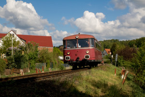 798 829 in Ober-Widdersheim auf der Lahn-Kinzig-Bahn, aufgenommen am 28.04.2019.