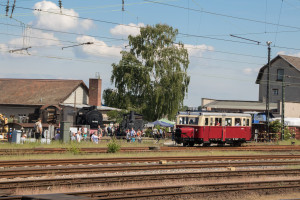 Der Wissmarer Schienenbus vor dem Bahnbetriebswerk in Darmstadt-Kranichstein, aufgenommen am 01.06.2019.