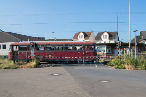 798 829 in Dutenhofen auf der Dillstrecke, aufgenommen am 23.06.2019.
