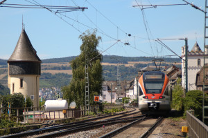 Ein FLIRT der VIAS in Kaub, aufgenommen am 23.07.2020.