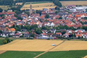 Ein 623 bei Gau-Bickelheim auf der Rheinhessenbahn, aufgenommen am 17.07.2020.