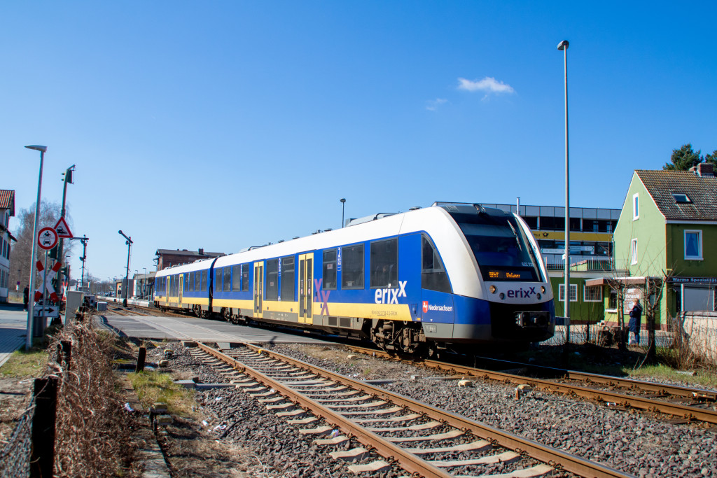 ERIXX 622 228 verlässt den Bahnhof Gifhorn-Stadt, aufgenommen am 18.03.2022.