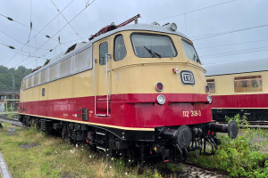 112 309 wartet im Betriebsbahnhof Köln, aufgenommen am 14.06.2021.