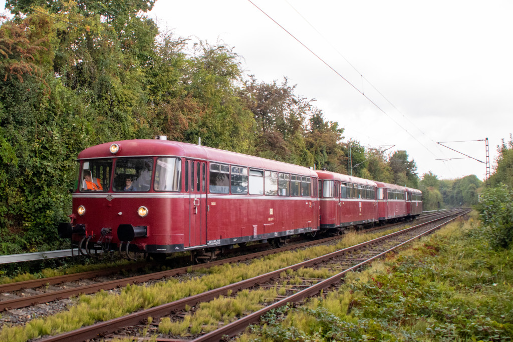 996 677, 798 589, 996 310 und 798 829 kurz vor Bad Homburg, aufgenommen am 11.09.2022.
