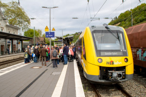 1622 017 in Linz auf der rechten Rheinstrecke, aufgeommen am 27.04.2024.