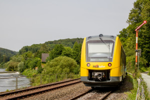 2648 018 bei Fürfurt auf der Lahntalbahn, aufgenommen am 29.06.2024.